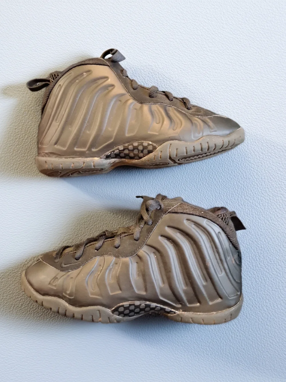 Nike Kids Foamposite High-Top Sneakers in Black
